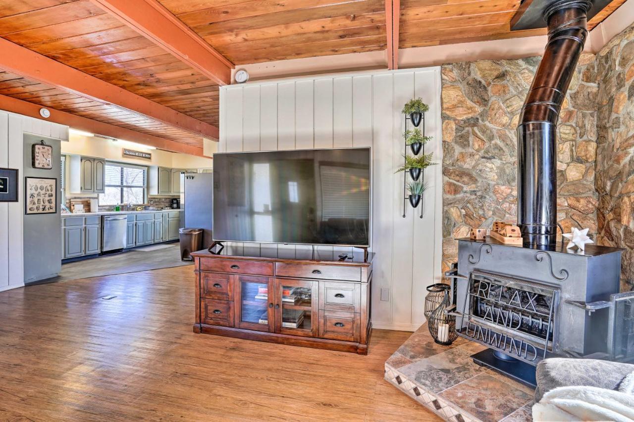 Prescott Home With Deck And Grill Close To Hiking! Exteriör bild